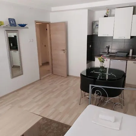 Apartment Ab Batala *