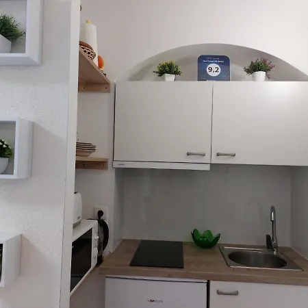 Apartment Ab Batala